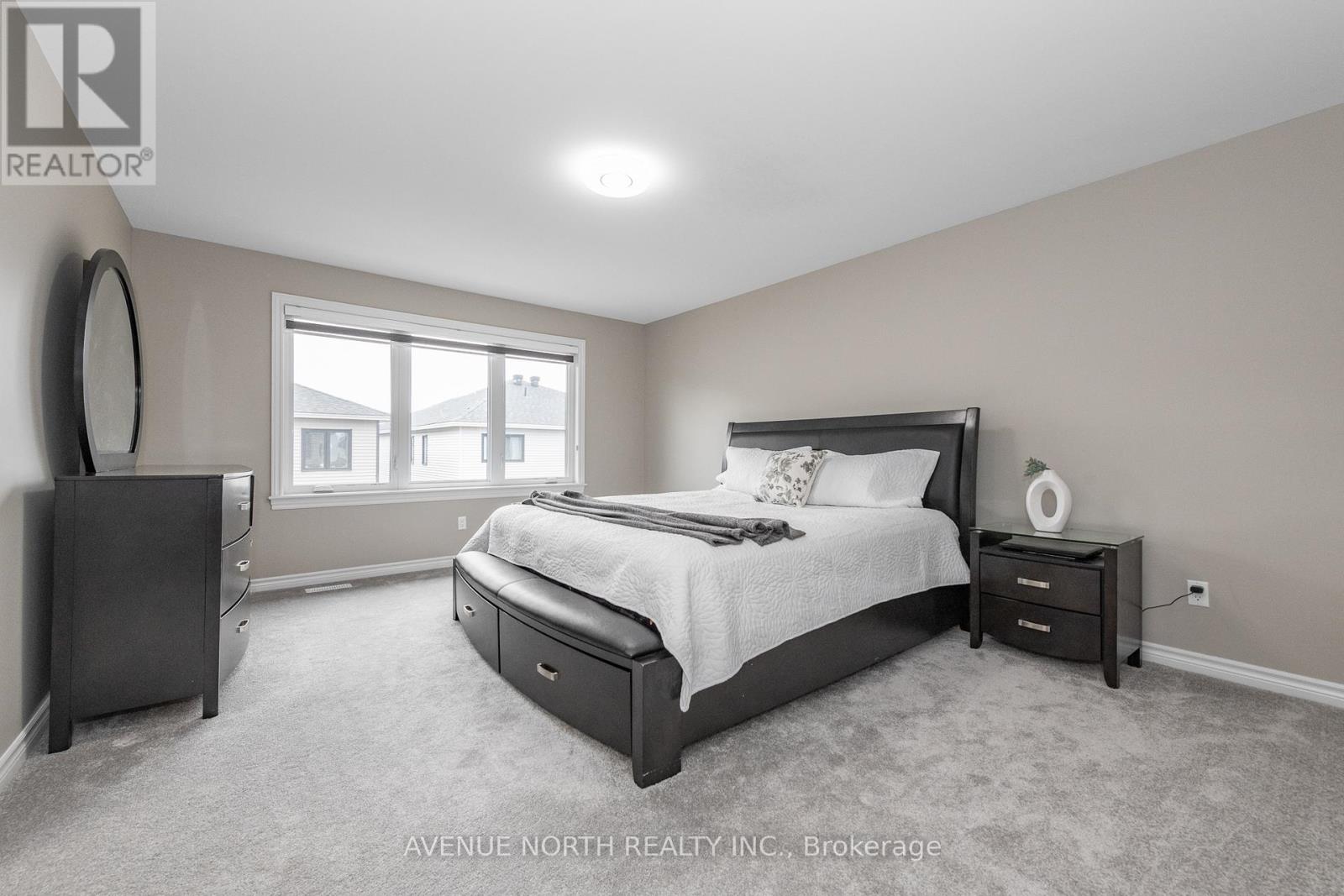 707 Moonflower Crescent, Ottawa, Ontario  K1T 0X8 - Photo 24 - X12973640