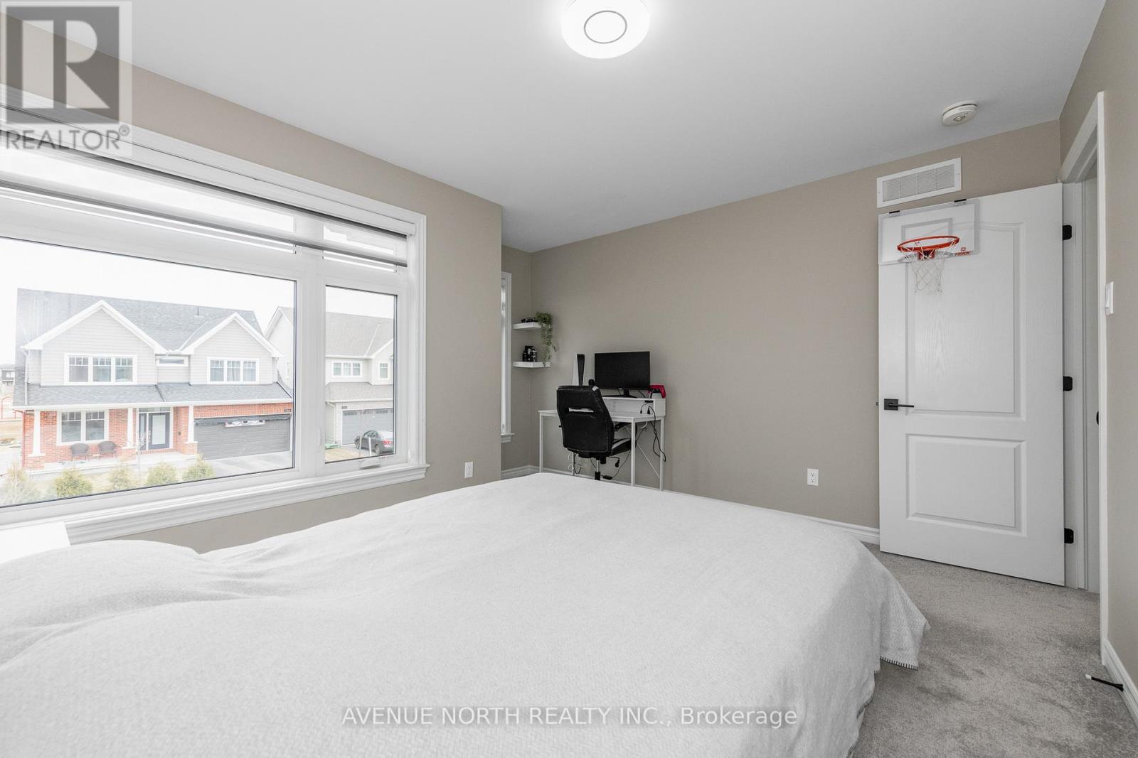 707 Moonflower Crescent, Ottawa, Ontario  K1T 0X8 - Photo 32 - X12973640