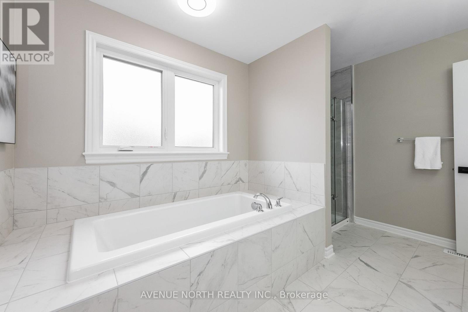 707 Moonflower Crescent, Ottawa, Ontario  K1T 0X8 - Photo 29 - X12973640