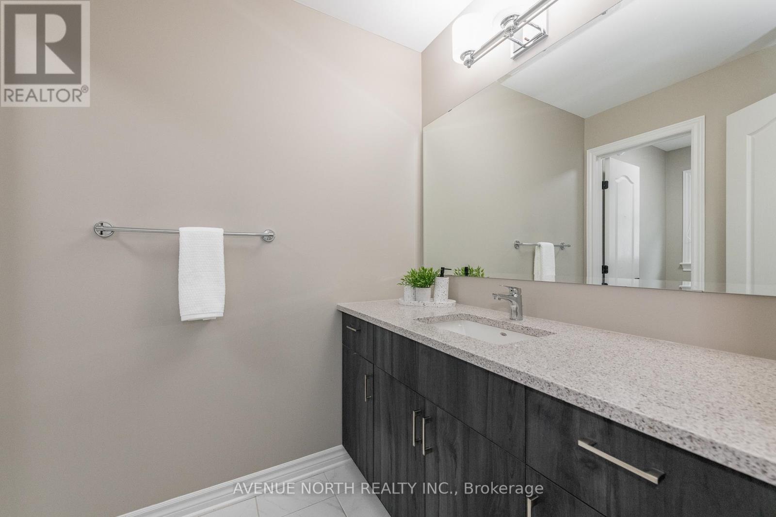 707 Moonflower Crescent, Ottawa, Ontario  K1T 0X8 - Photo 37 - X12973640