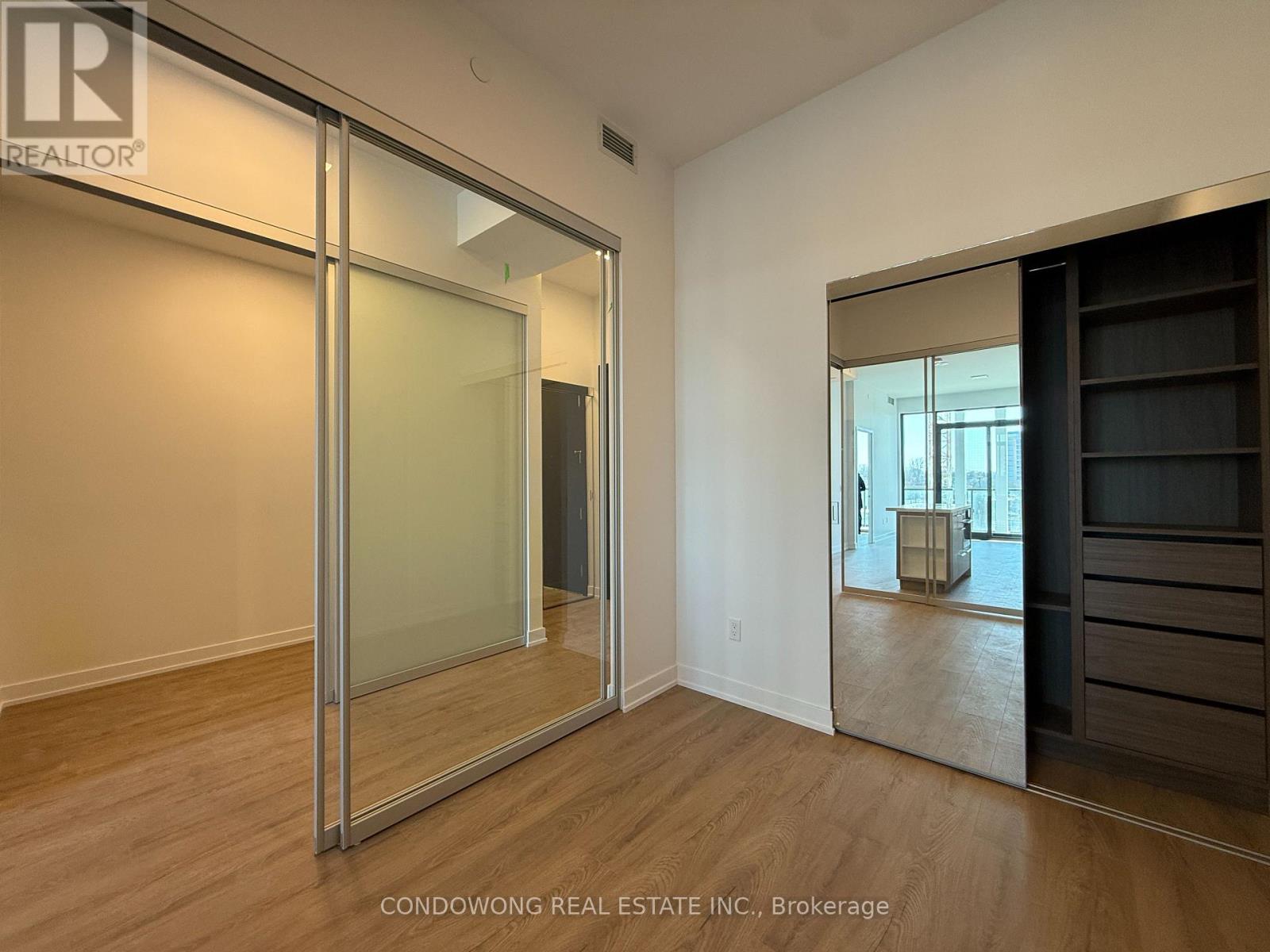 212 - 29 Green Trail Court, Toronto, Ontario  M2K 0J9 - Photo 6 - C12973590