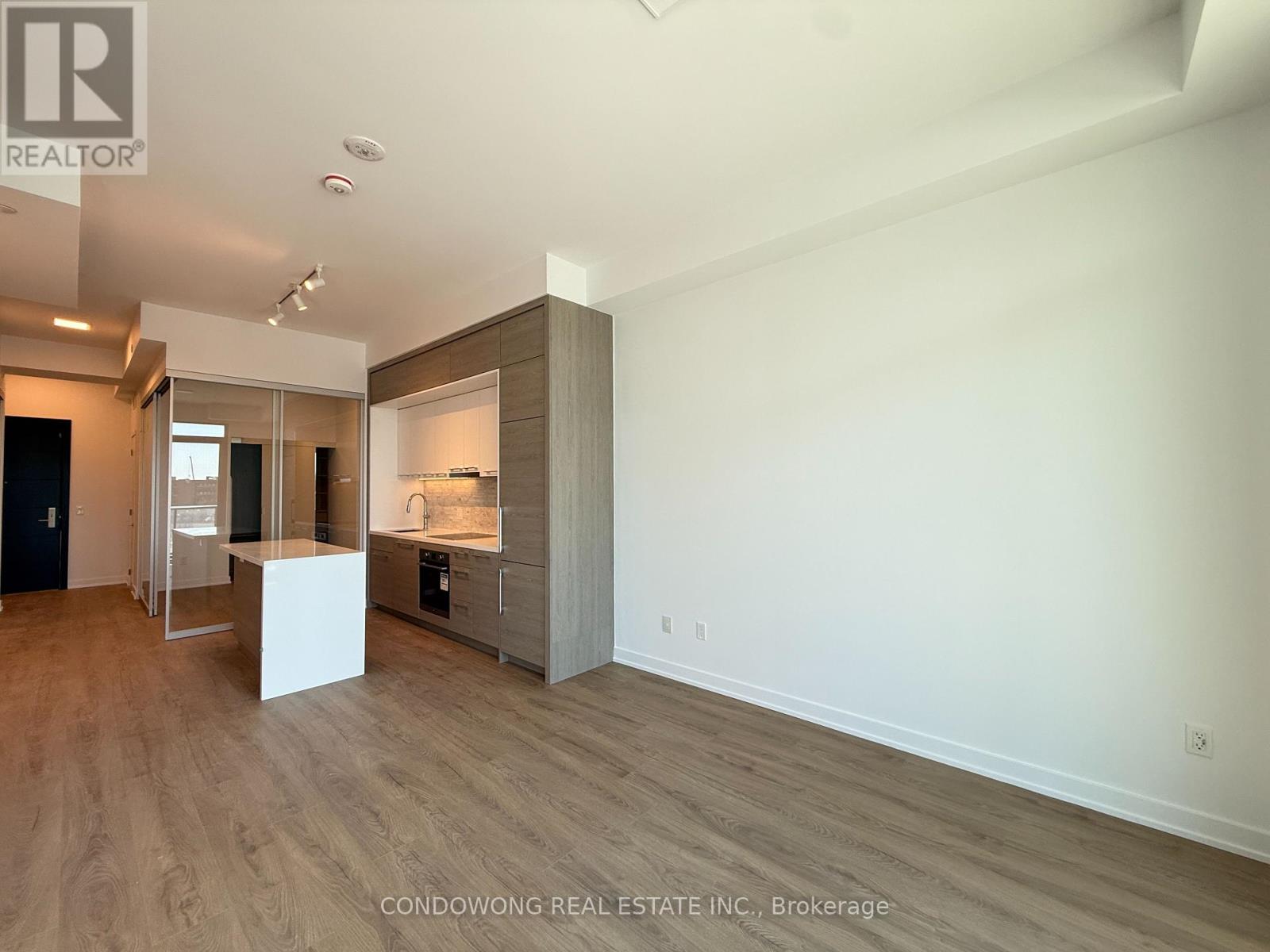 212 - 29 Green Trail Court, Toronto, Ontario  M2K 0J9 - Photo 9 - C12973590