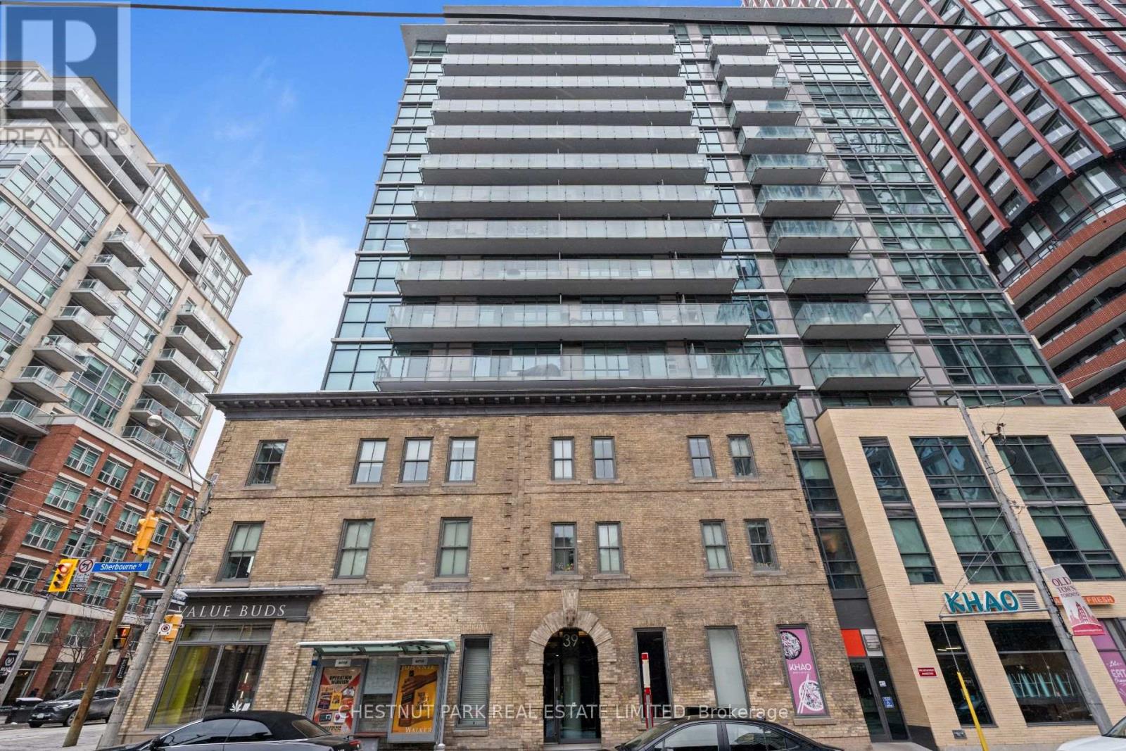 301 - 39 Sherbourne Street, Toronto, Ontario  M5A 0L8 - Photo 2 - C12973630