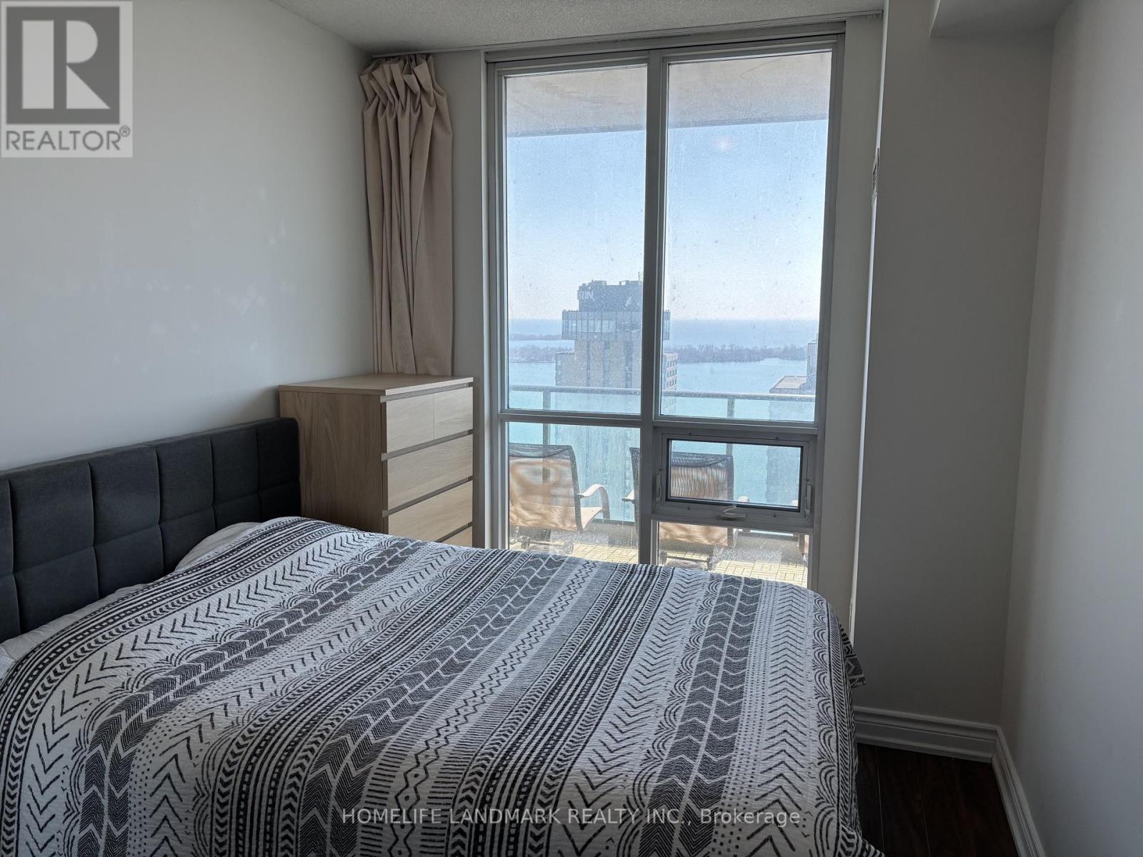 3810 - 33 Bay Street, Toronto (Waterfront Communities), Ontario  M5J 2Z3 - Photo 8 - C12973674