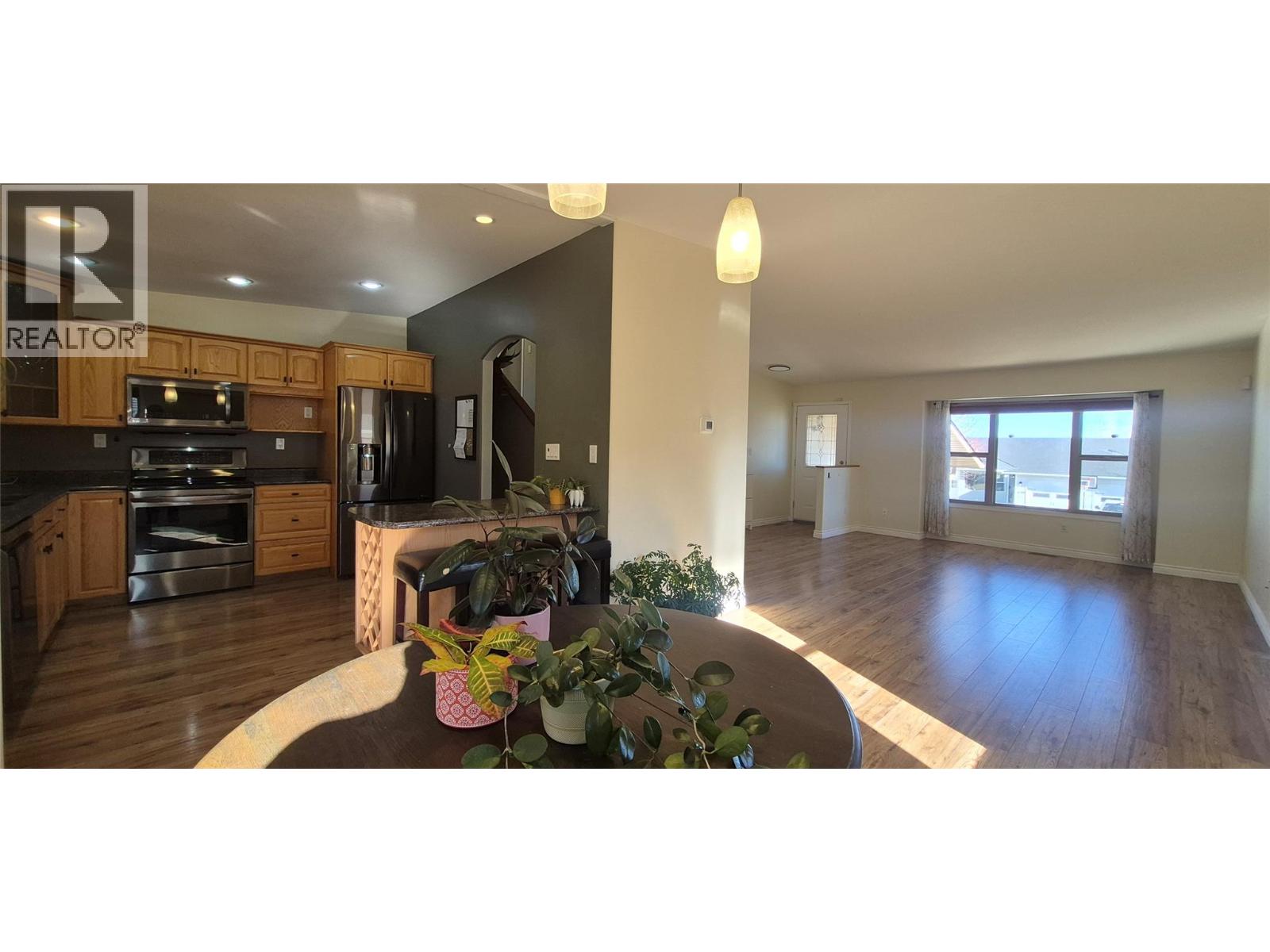 1409 Southview Drive, Cranbrook, British Columbia  V1C 6S1 - Photo 10 - 10382559