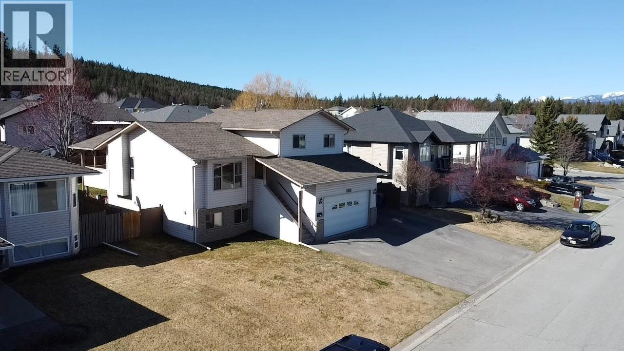 1409 Southview Drive, Cranbrook, British Columbia  V1C 6S1 - Photo 2 - 10382559