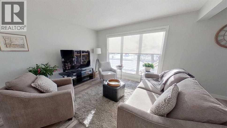 7102a Marler Drive, Camrose, Alberta  T4V 3L8 - Photo 4 - A2280630