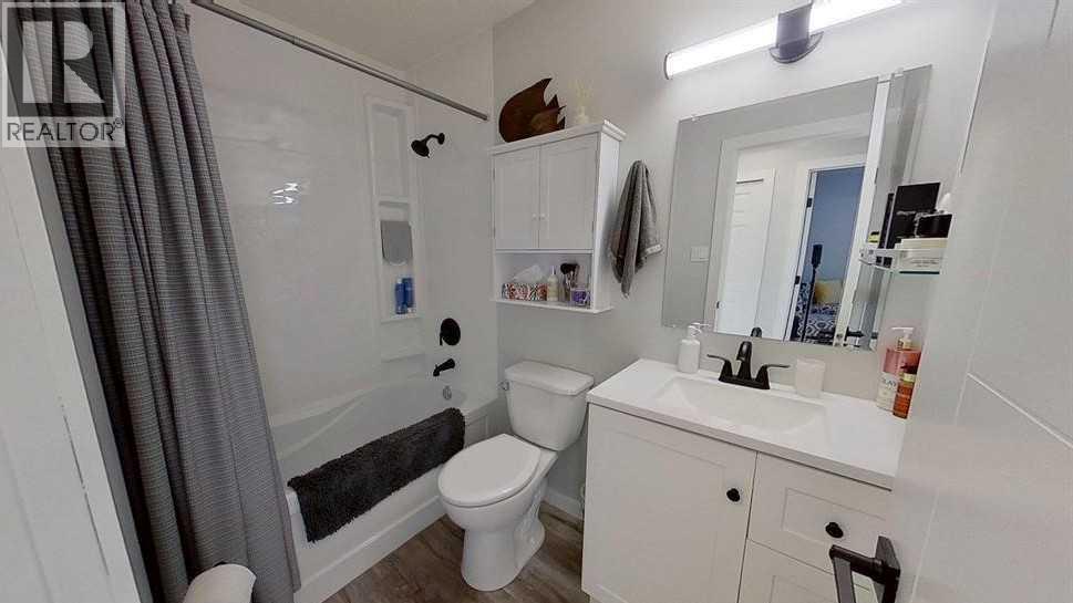 7102a Marler Drive, Camrose, Alberta  T4V 3L8 - Photo 10 - A2280630