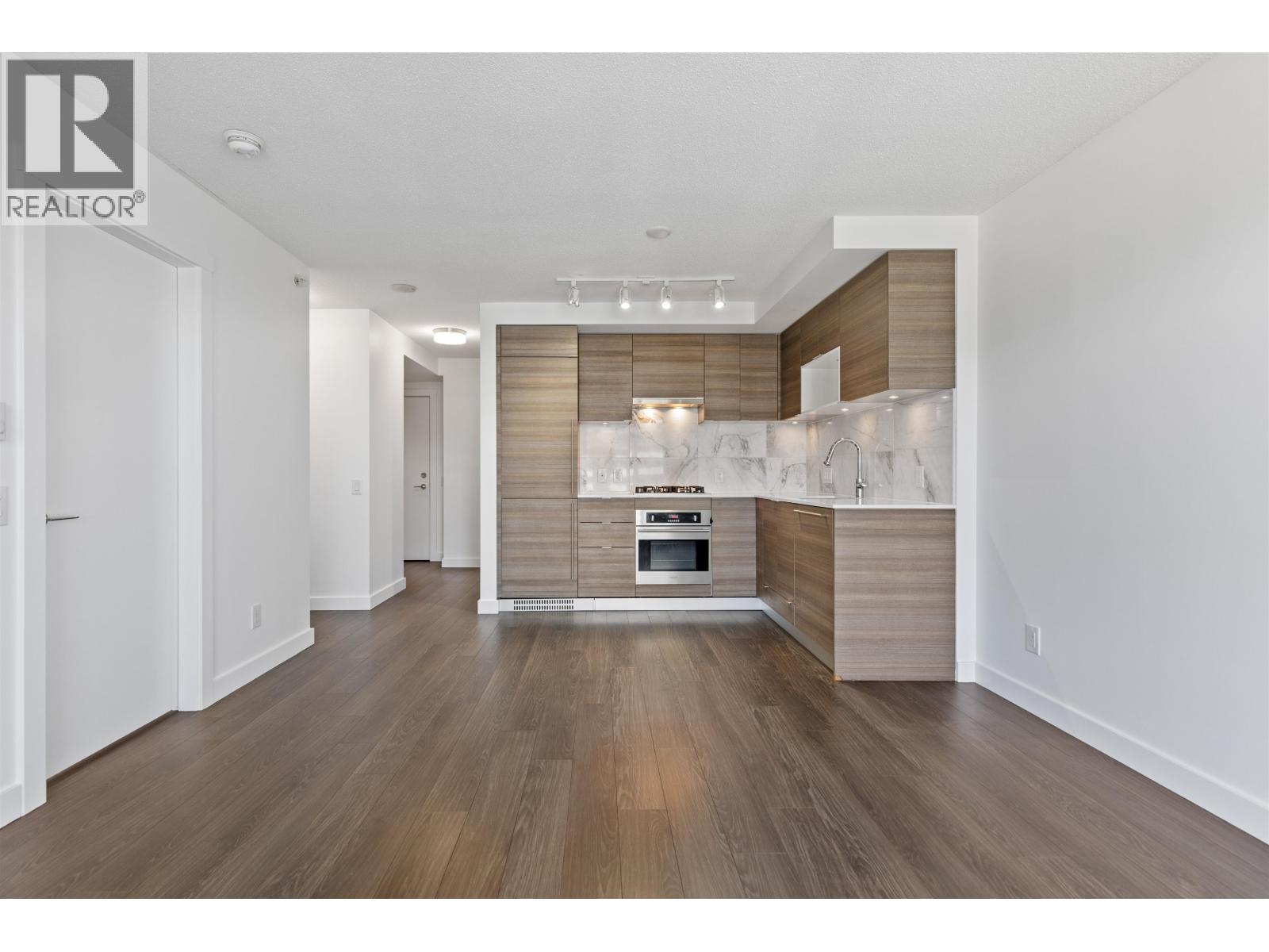 2501 602 Como Lake Avenue, Coquitlam, British Columbia  V3J 0G2 - Photo 5 - R3108769