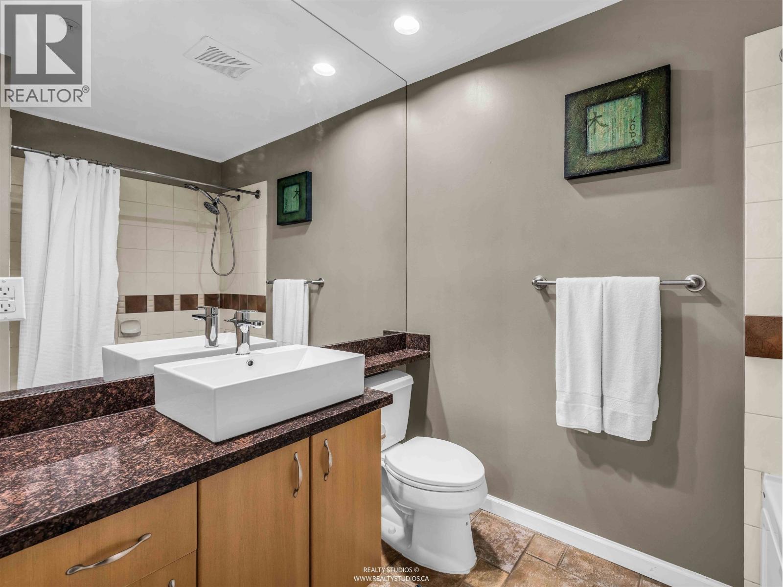 417 580 Raven Woods Drive, North Vancouver, British Columbia  V7G 2T2 - Photo 13 - R3108819