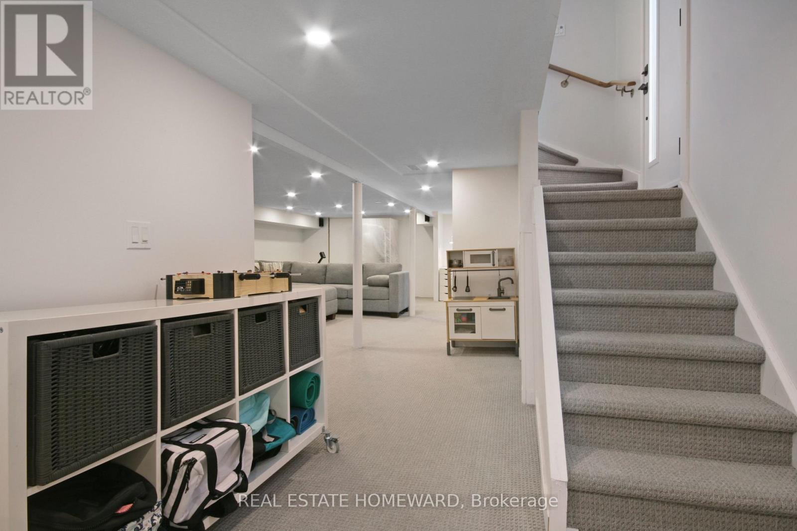 12 Athlone Road, Toronto, Ontario  M4J 4H2 - Photo 27 - E12973600