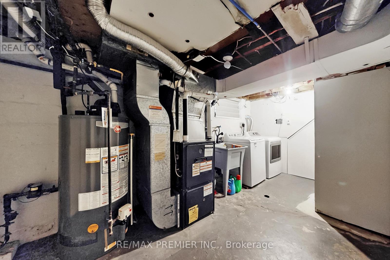 47 Amsterdam Avenue, Toronto, Ontario  M4B 2B9 - Photo 30 - E12973628