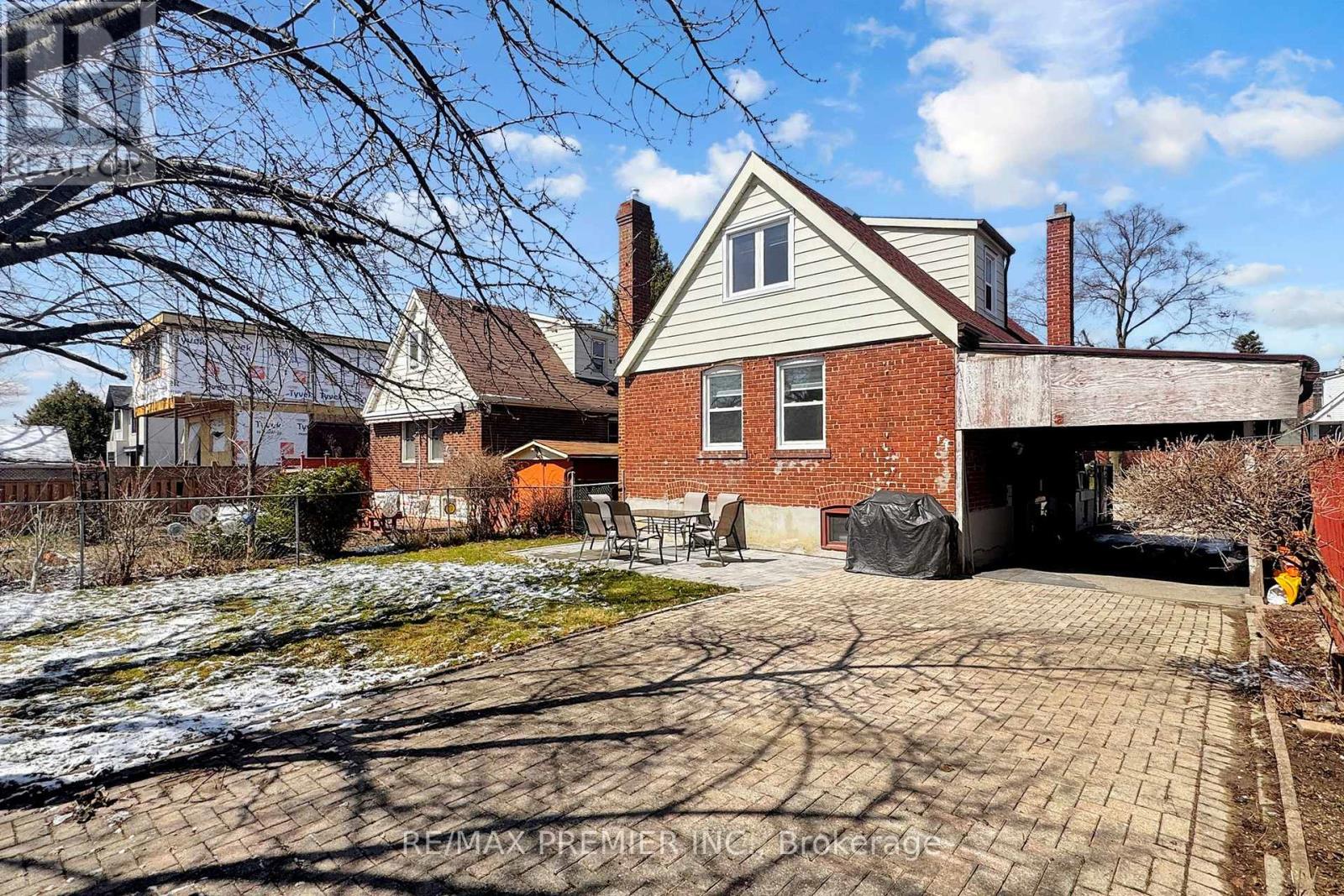 47 Amsterdam Avenue, Toronto, Ontario  M4B 2B9 - Photo 32 - E12973628