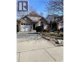 22 NOVOCO Drive, Hamilton, Ontario