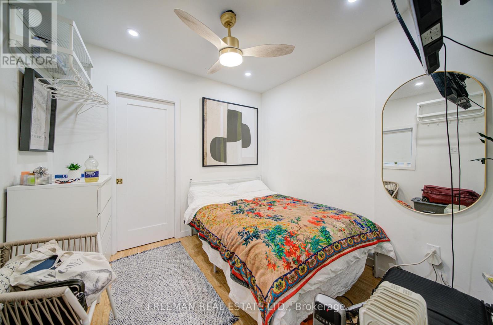 970 Bathurst Street, Toronto, Ontario  M5R 3G6 - Photo 14 - C12973460