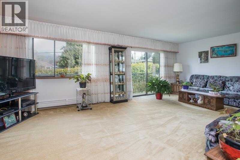 635 E Keith Road, North Vancouver, British Columbia  V7L 1W4 - Photo 17 - R3056341