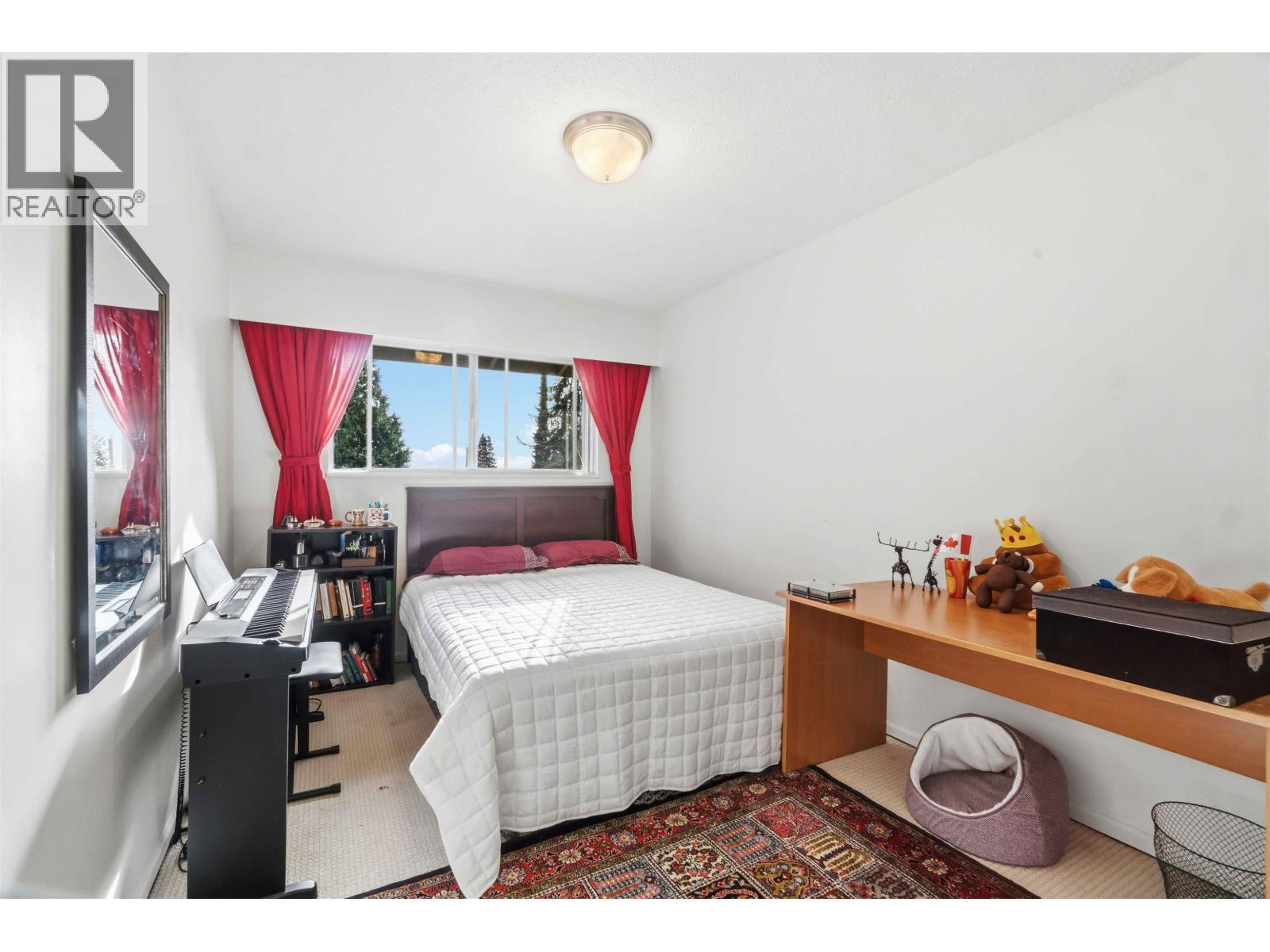 552 W 29th Street, North Vancouver, British Columbia  V7N 2K1 - Photo 8 - R3108821