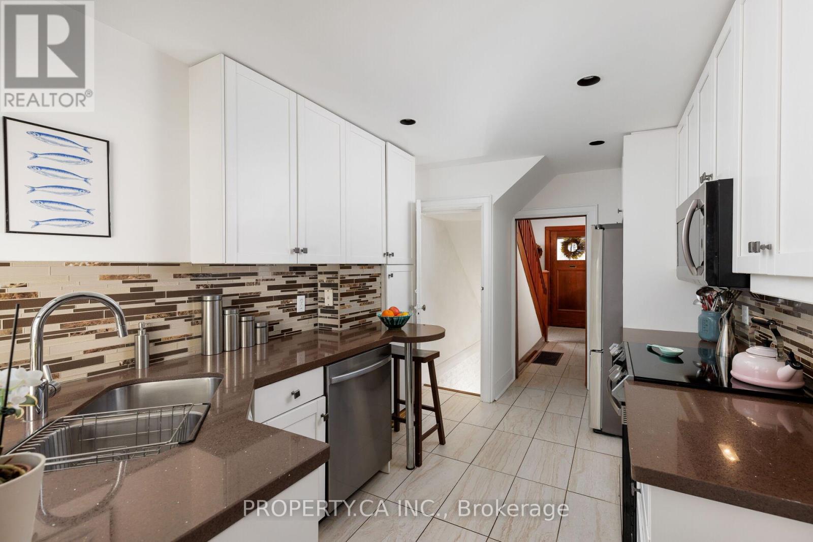 313 Monarch Park Avenue, Toronto, Ontario  M4J 4T2 - Photo 13 - E12950492