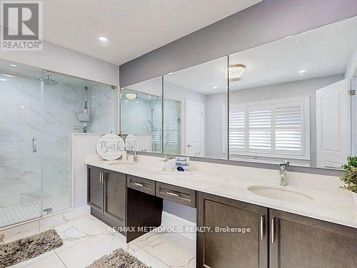 126 Silk Twist Drive, East Gwillimbury, Ontario  L9N 0W1 - Photo 20 - N12973592