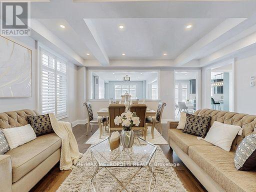 126 Silk Twist Drive, East Gwillimbury, Ontario  L9N 0W1 - Photo 6 - N12973592