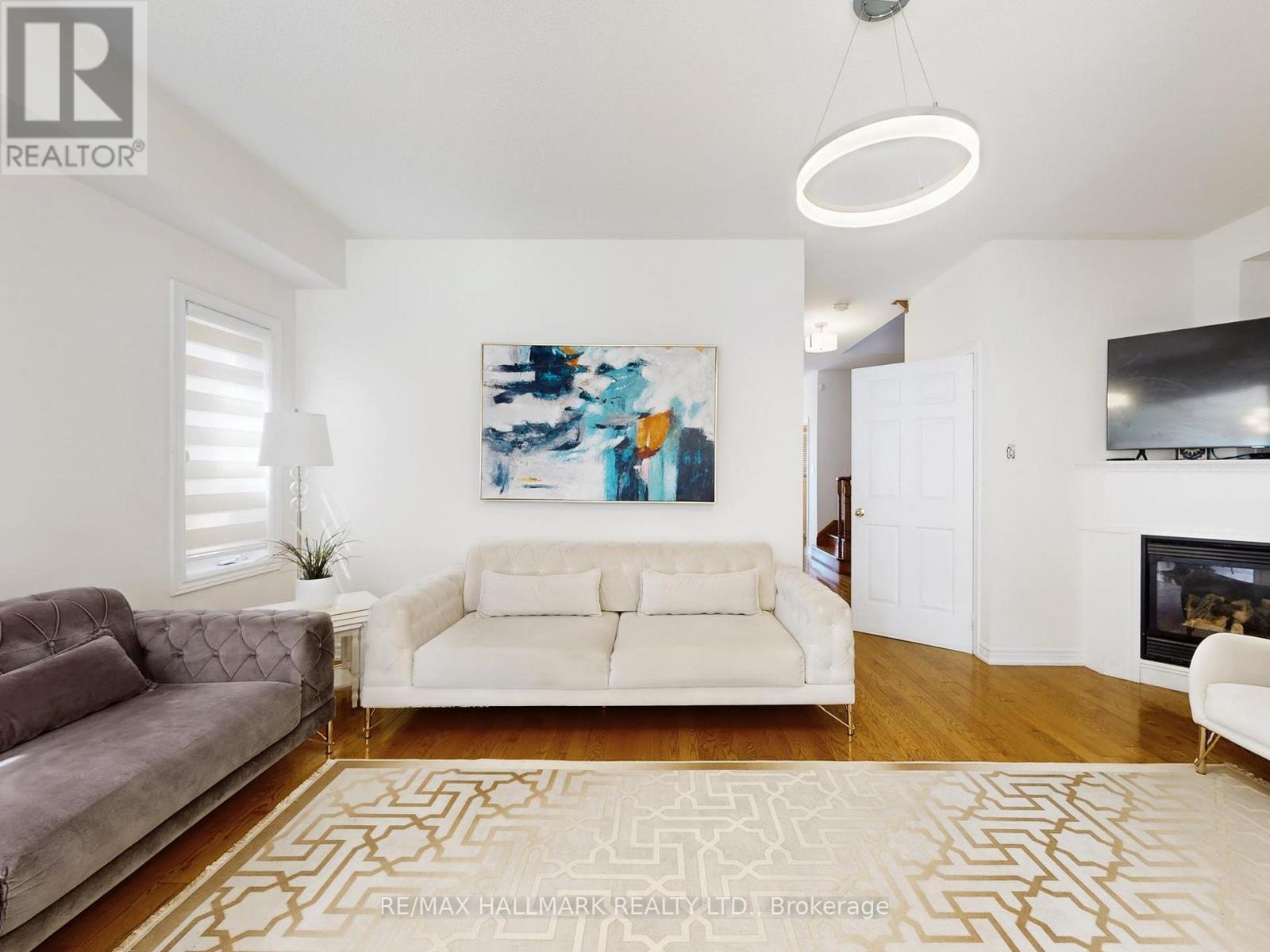 39 Retreat Boulevard, Vaughan, Ontario  L4H 0C1 - Photo 6 - N12973618