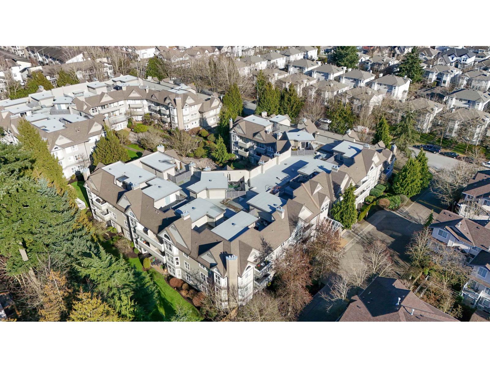 212 6557 121 Street, Surrey, British Columbia  V3W 1E7 - Photo 5 - R3108855