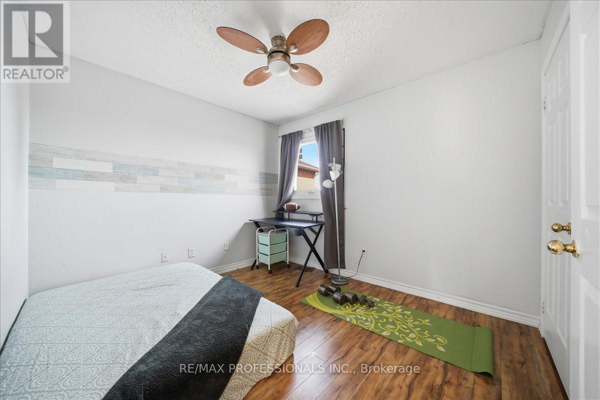 7387 Davemark Court, Mississauga, Ontario  L5N 7P3 - Photo 25 - W12973582