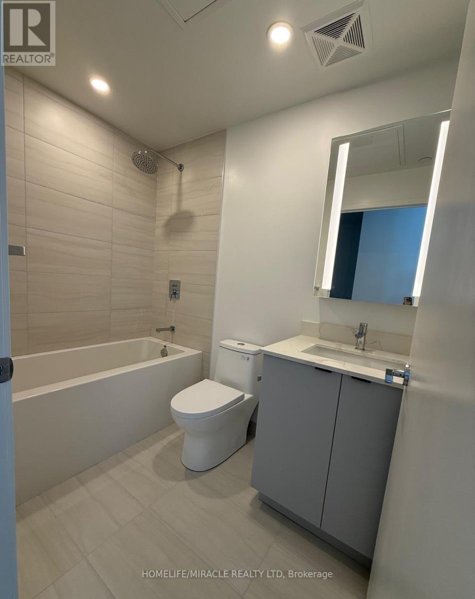 926 - 285 Dufferin Street, Toronto, Ontario  M6K 0J2 - Photo 4 - W12973606