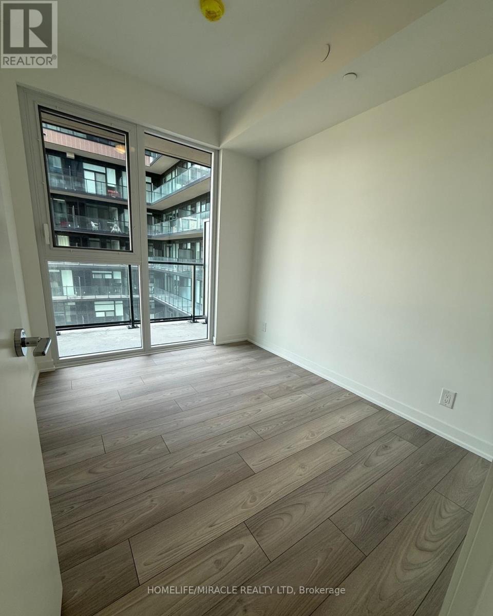 926 - 285 Dufferin Street, Toronto, Ontario  M6K 0J2 - Photo 9 - W12973606