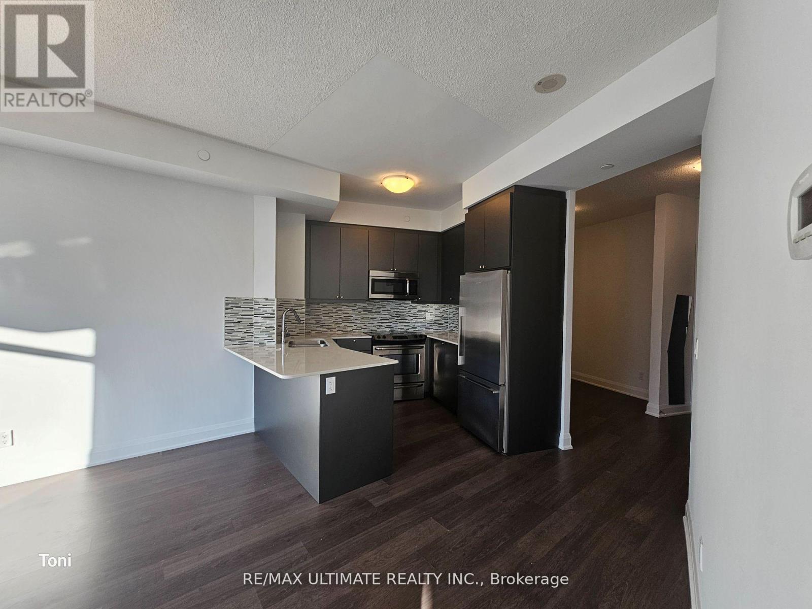 707 - 25 Fontenay Court, Toronto, Ontario  M9A 0C4 - Photo 3 - W12973634