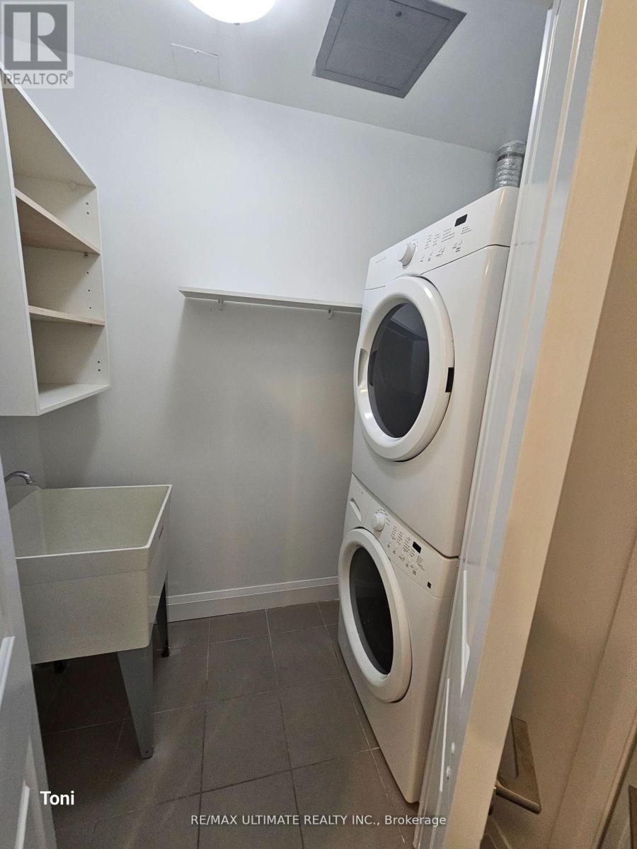 707 - 25 Fontenay Court, Toronto, Ontario  M9A 0C4 - Photo 7 - W12973634