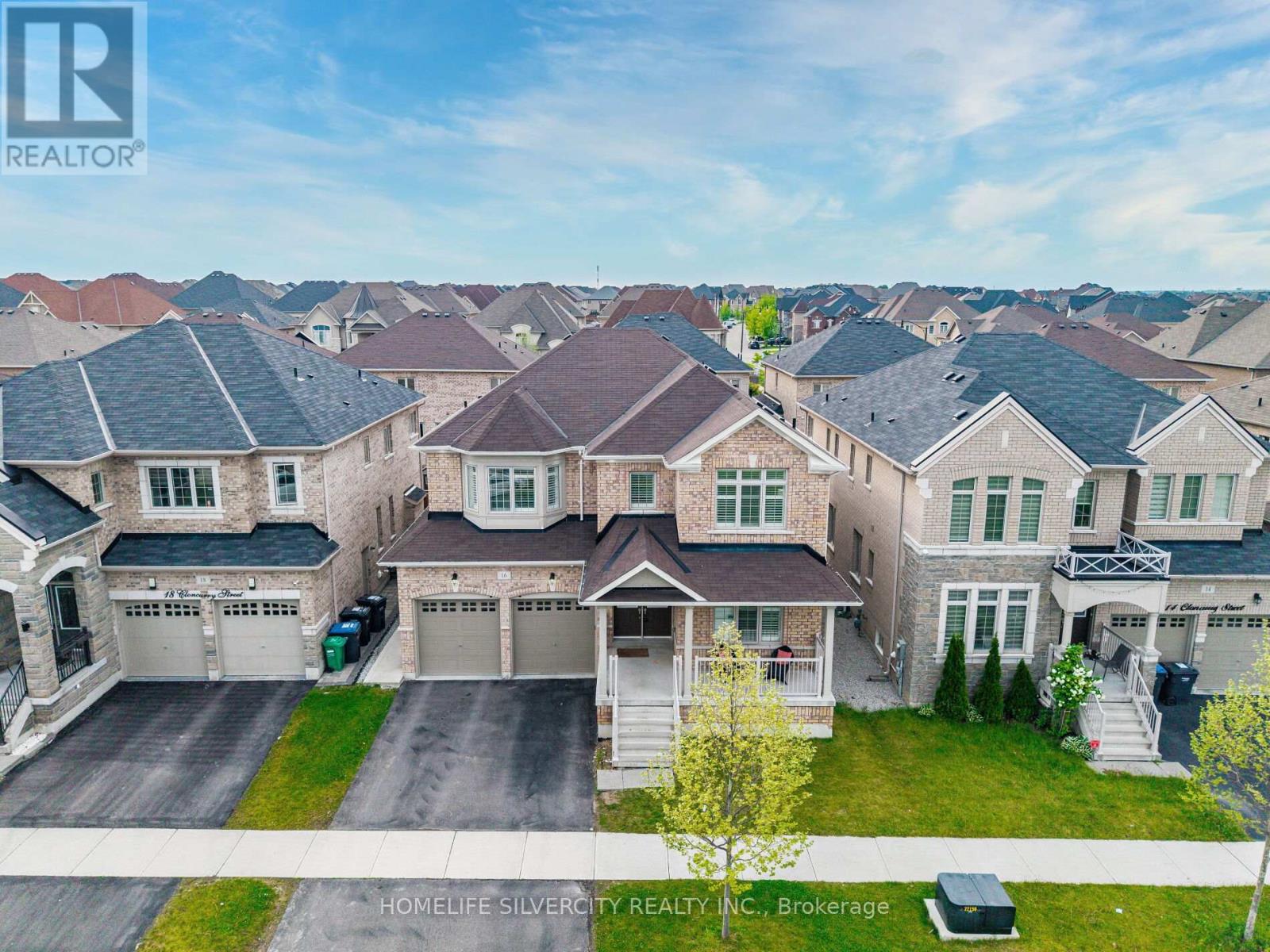 16 Cloncurry Street, Brampton, Ontario  L6P 4G3 - Photo 2 - W12973672