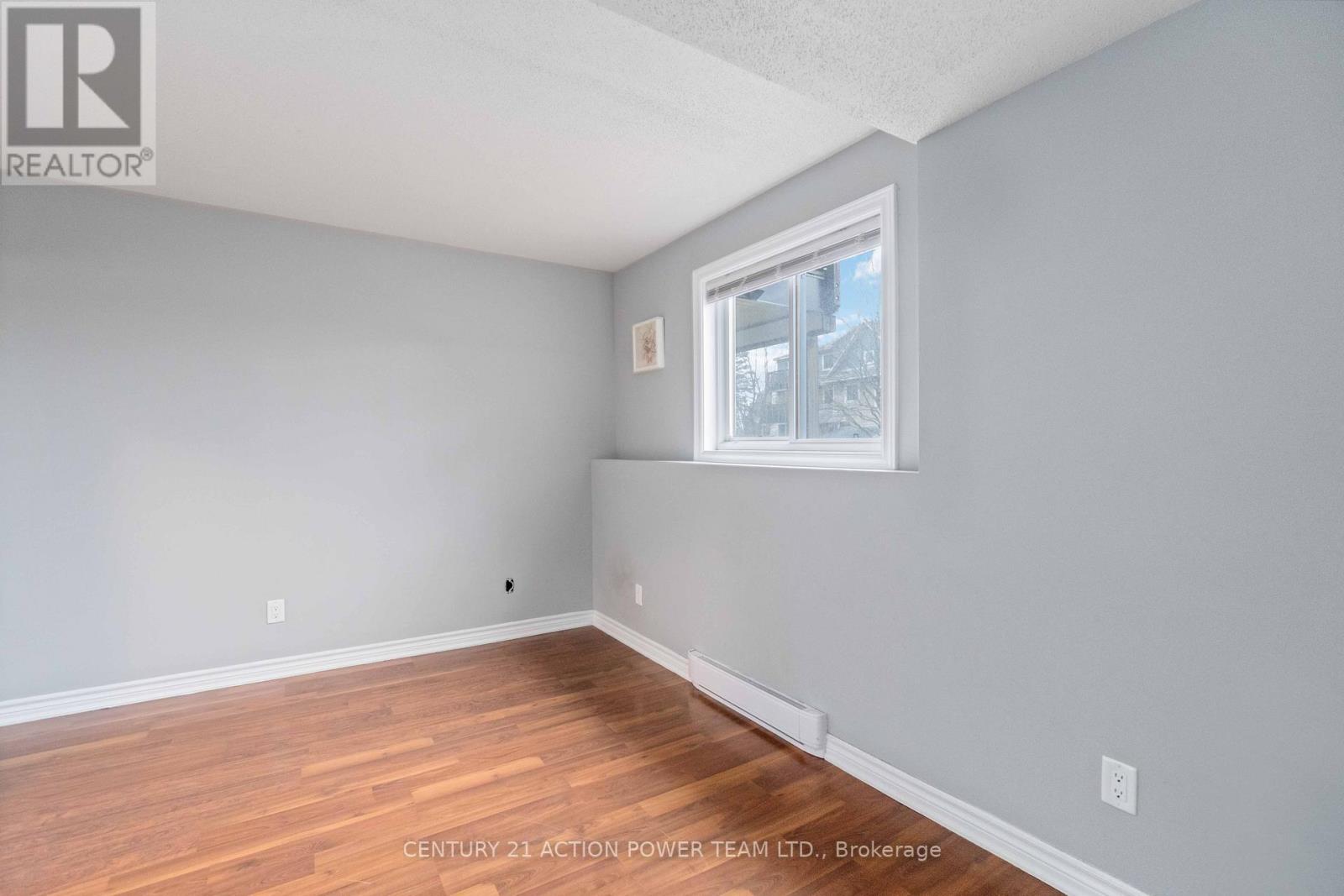 904 Tanguay Court, Ottawa, Ontario  K2L 3X5 - Photo 21 - X12966994