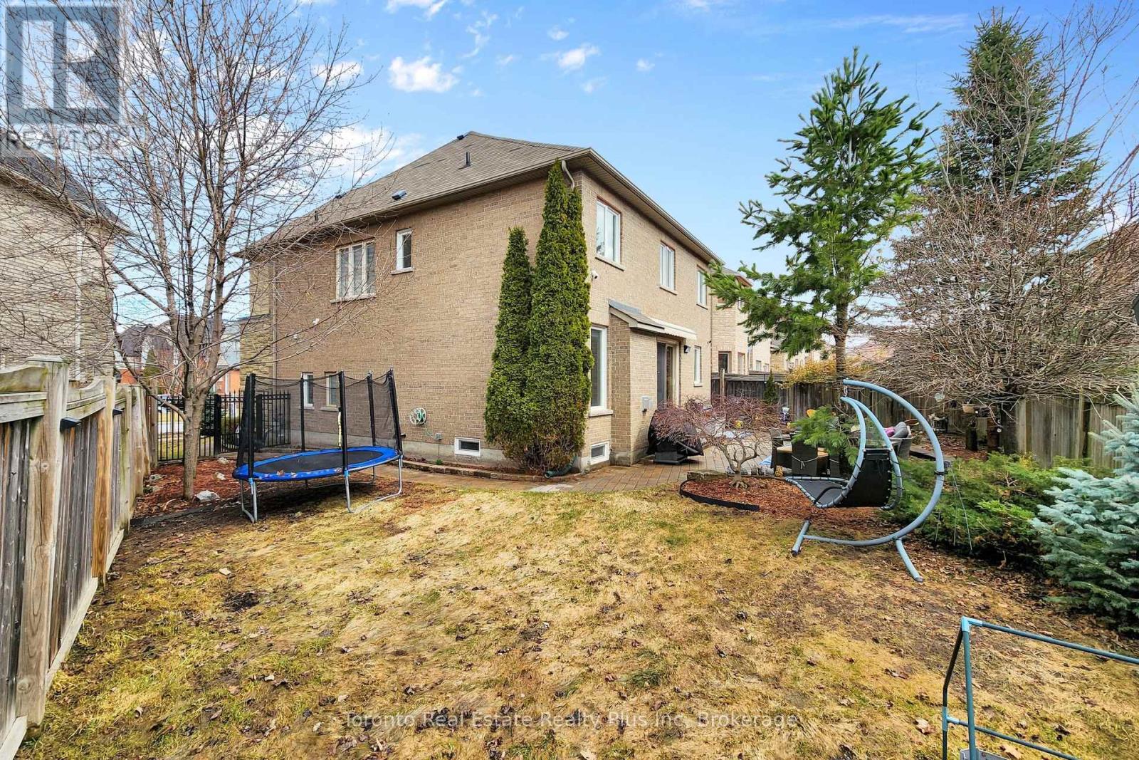 14 Riel Drive, Richmond Hill, Ontario  L4E 4W4 - Photo 3 - N12940648