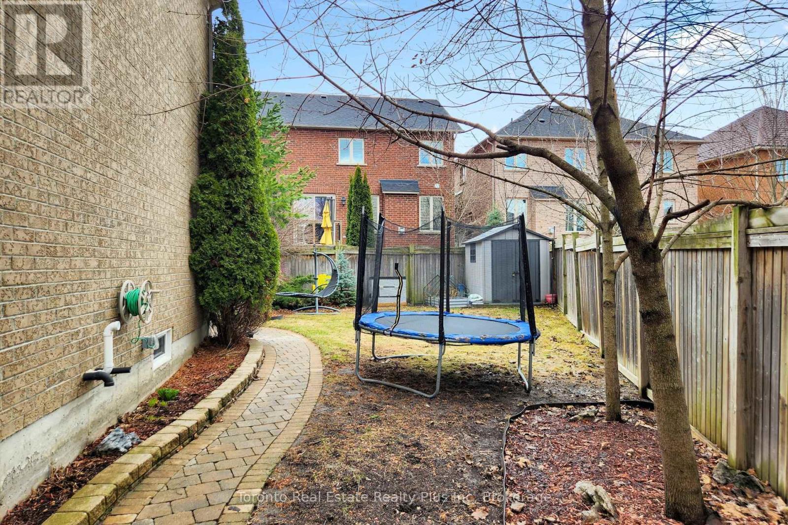 14 Riel Drive, Richmond Hill, Ontario  L4E 4W4 - Photo 2 - N12940648