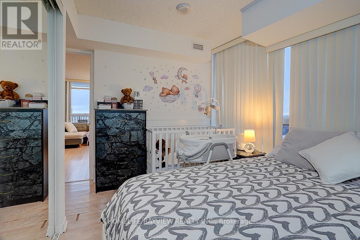 1723 - 800 Lawrence Avenue W, Toronto, Ontario  M6A 0B1 - Photo 11 - W12371754