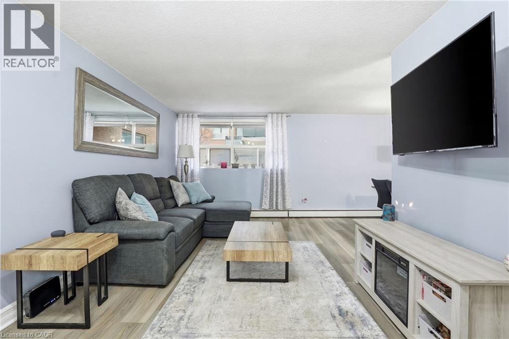 242 Oakdale Avenue Unit# 108, St. Catharines, Ontario  L2P 3K5 - Photo 2 - 40816426