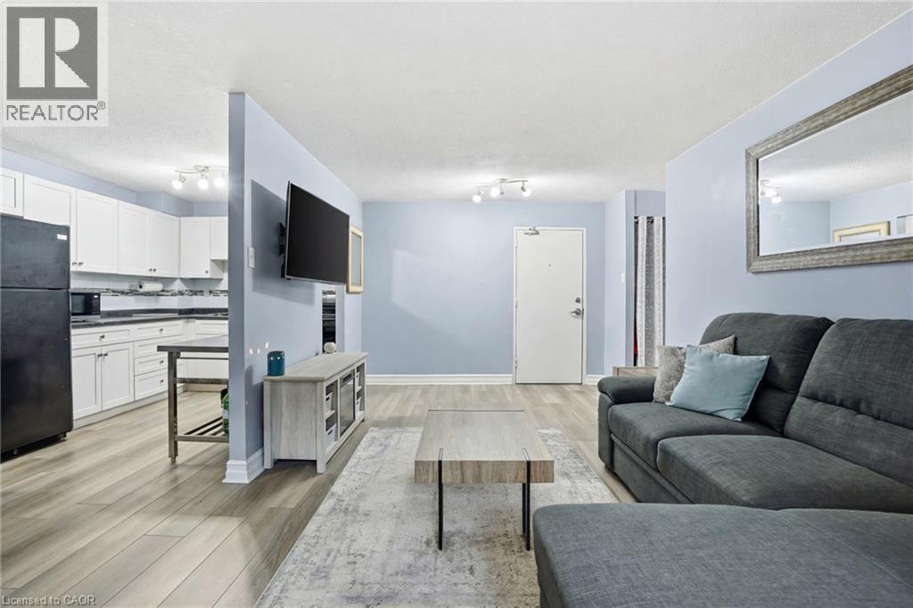 242 Oakdale Avenue Unit# 108, St. Catharines, Ontario  L2P 3K5 - Photo 4 - 40816426