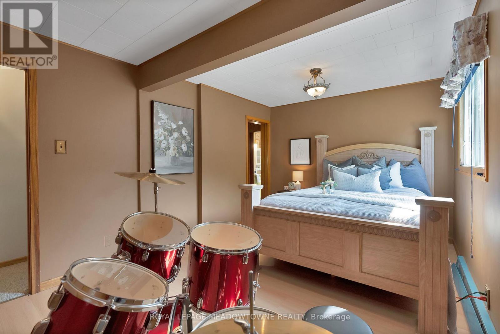 46 Hawke Drive, Kawartha Lakes, Ontario  K0L 2W0 - Photo 21 - X12973650