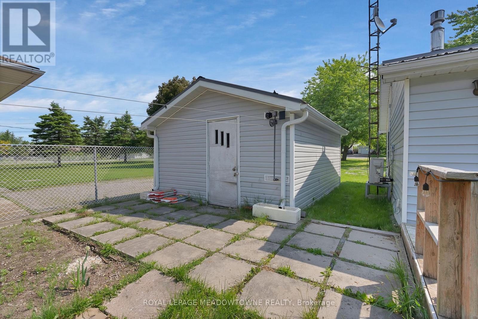 46 Hawke Drive, Kawartha Lakes, Ontario  K0L 2W0 - Photo 27 - X12973650