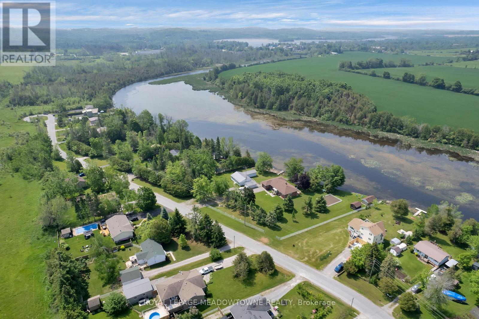 46 Hawke Drive, Kawartha Lakes, Ontario  K0L 2W0 - Photo 41 - X12973650