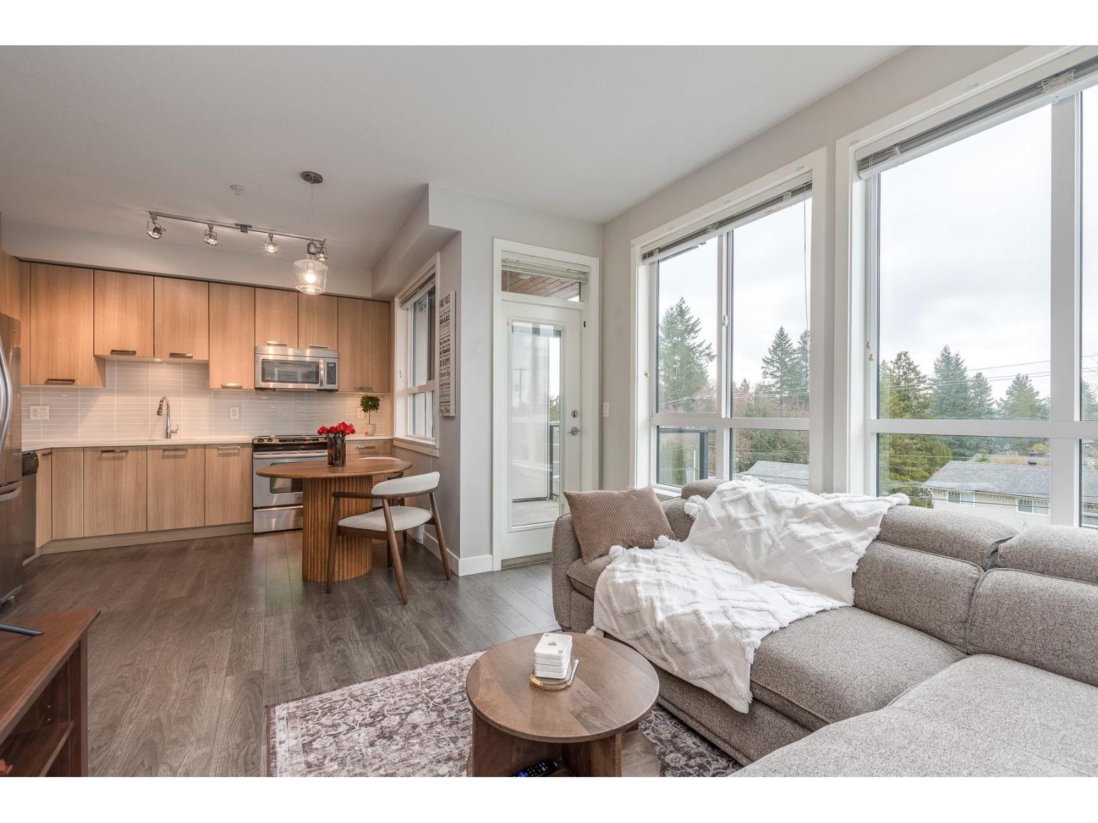 406 15388 105 Avenue, Surrey, British Columbia  V3R 0C4 - Photo 5 - R3108771