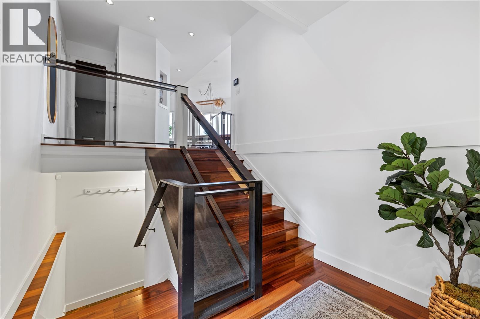 340 Summit Dr, Nanaimo, British Columbia  V9T 5R2 - Photo 32 - 1031371