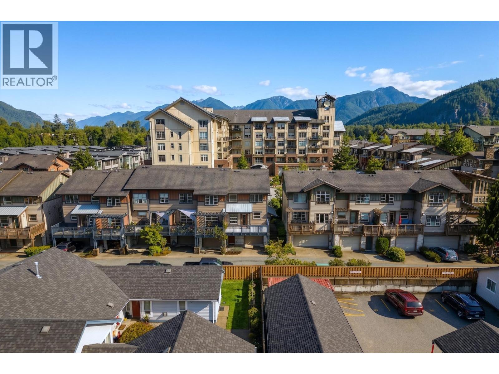 1212 Village Green Way, Squamish, British Columbia V8E 0N5 - Photo 5 - R3108547