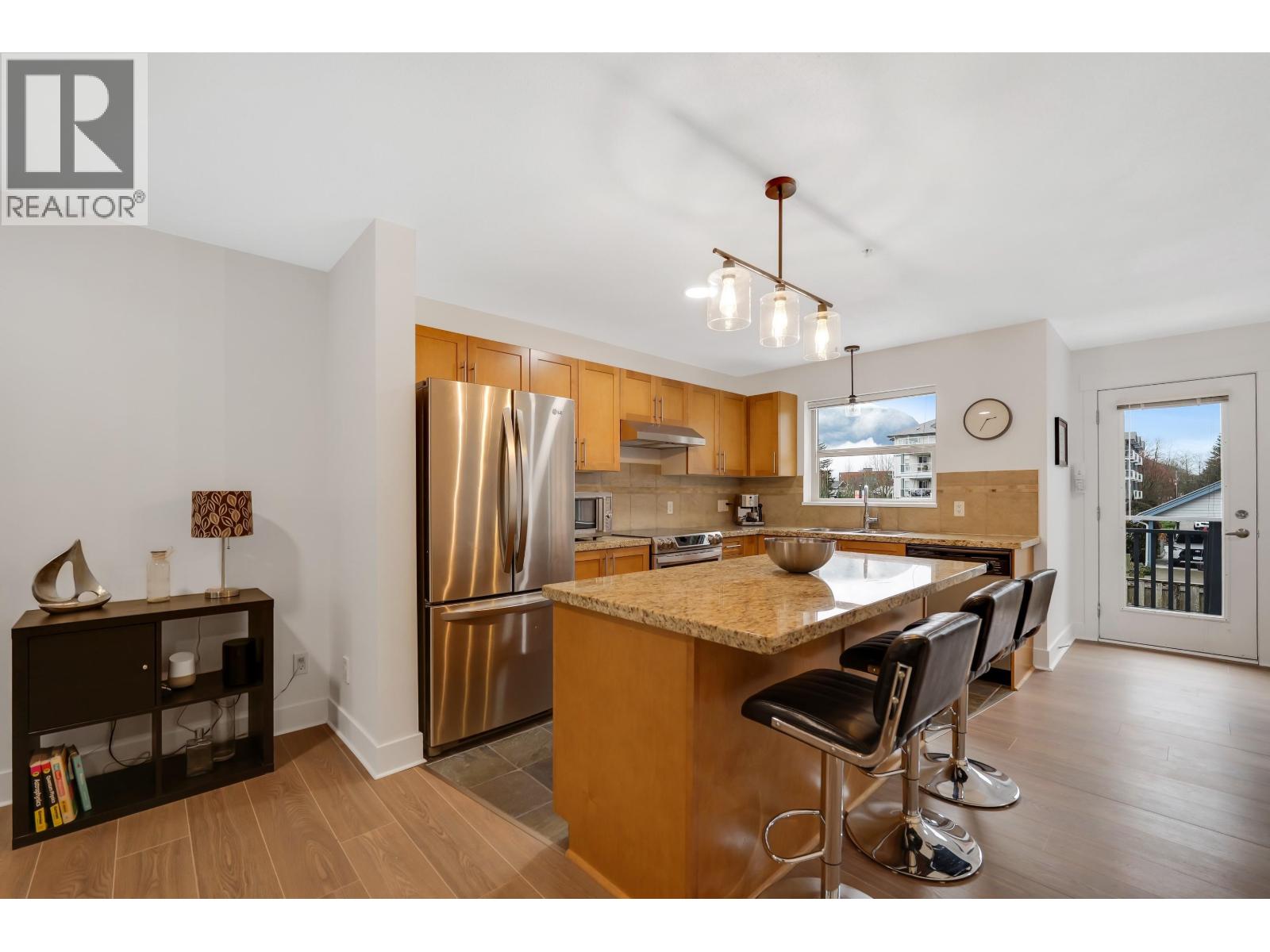 1212 Village Green Way, Squamish, British Columbia V8E 0N5 - Photo 12 - R3108547