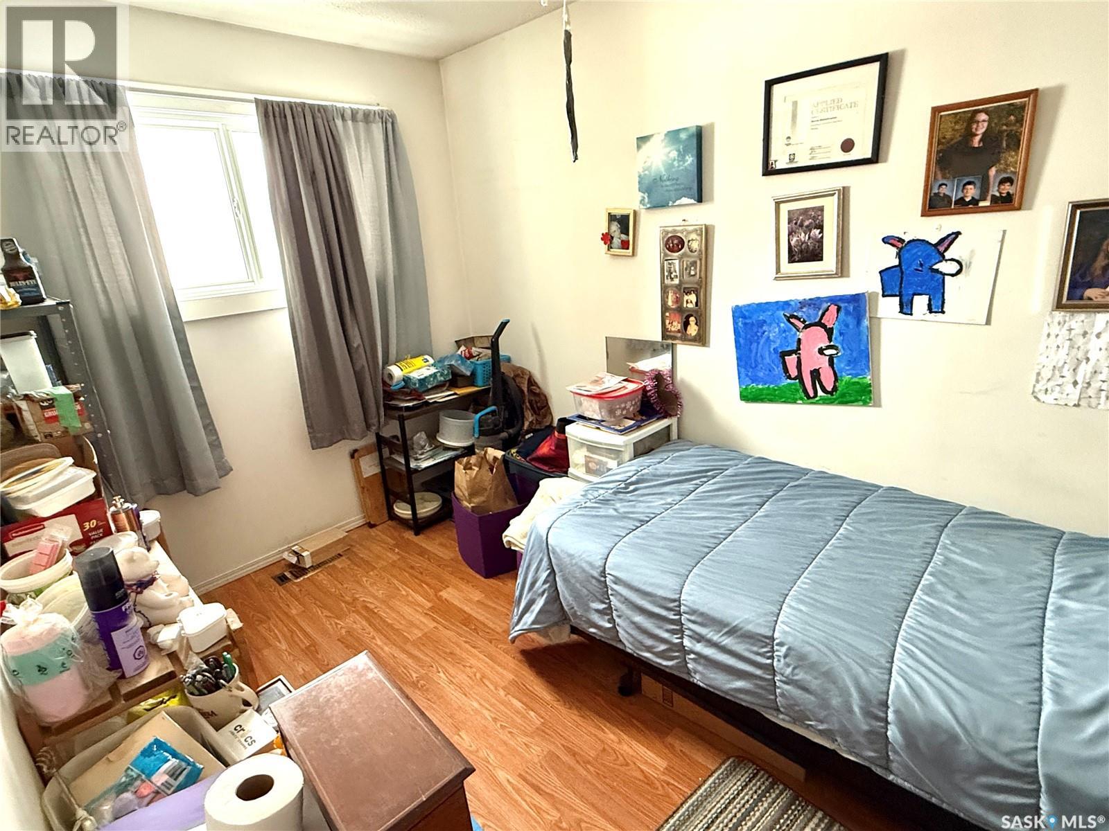 365 3rd Ave Crescent, Battleford, Saskatchewan  S0M 0E0 - Photo 11 - SK032405