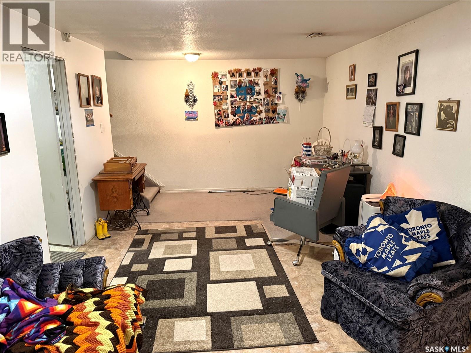 365 3rd Ave Crescent, Battleford, Saskatchewan  S0M 0E0 - Photo 13 - SK032405