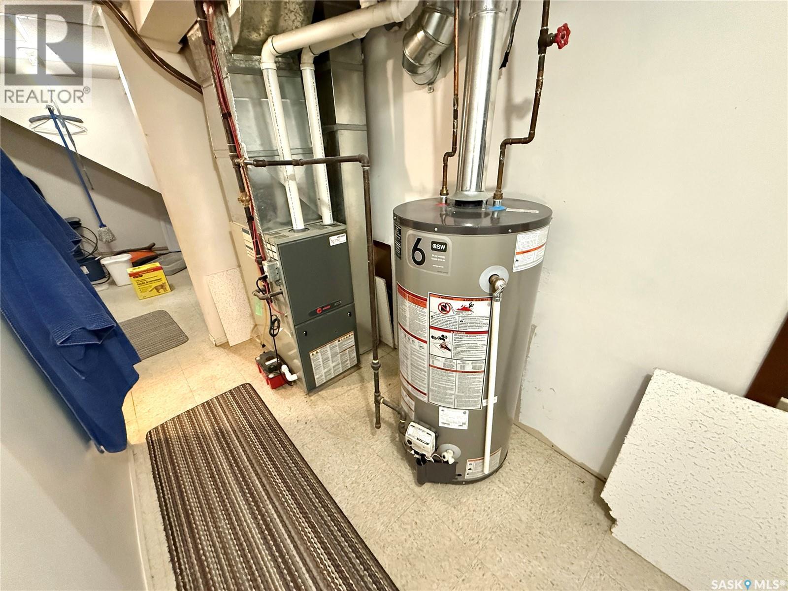 365 3rd Ave Crescent, Battleford, Saskatchewan  S0M 0E0 - Photo 18 - SK032405