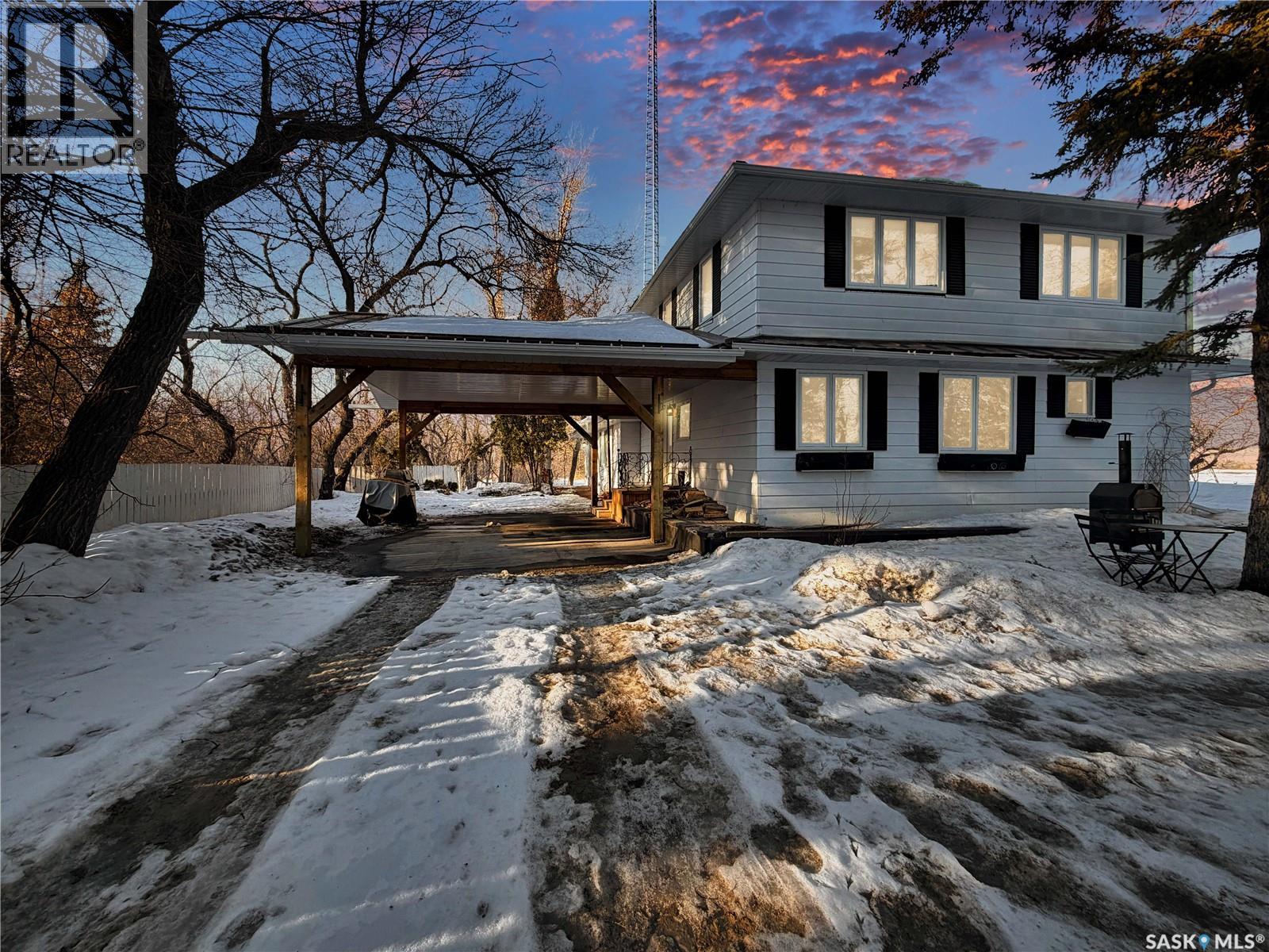 Brewer Road Acreage, Cana Rm No. 214, Saskatchewan