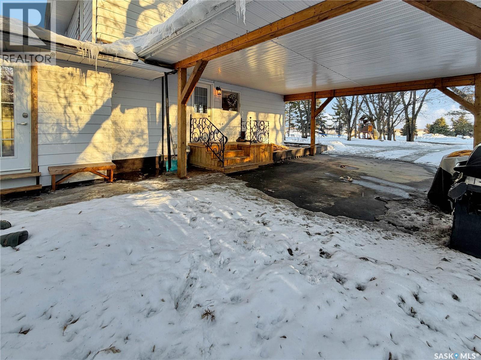 Brewer Road Acreage, Cana Rm No. 214, Saskatchewan  S0A 2P0 - Photo 4 - SK032386